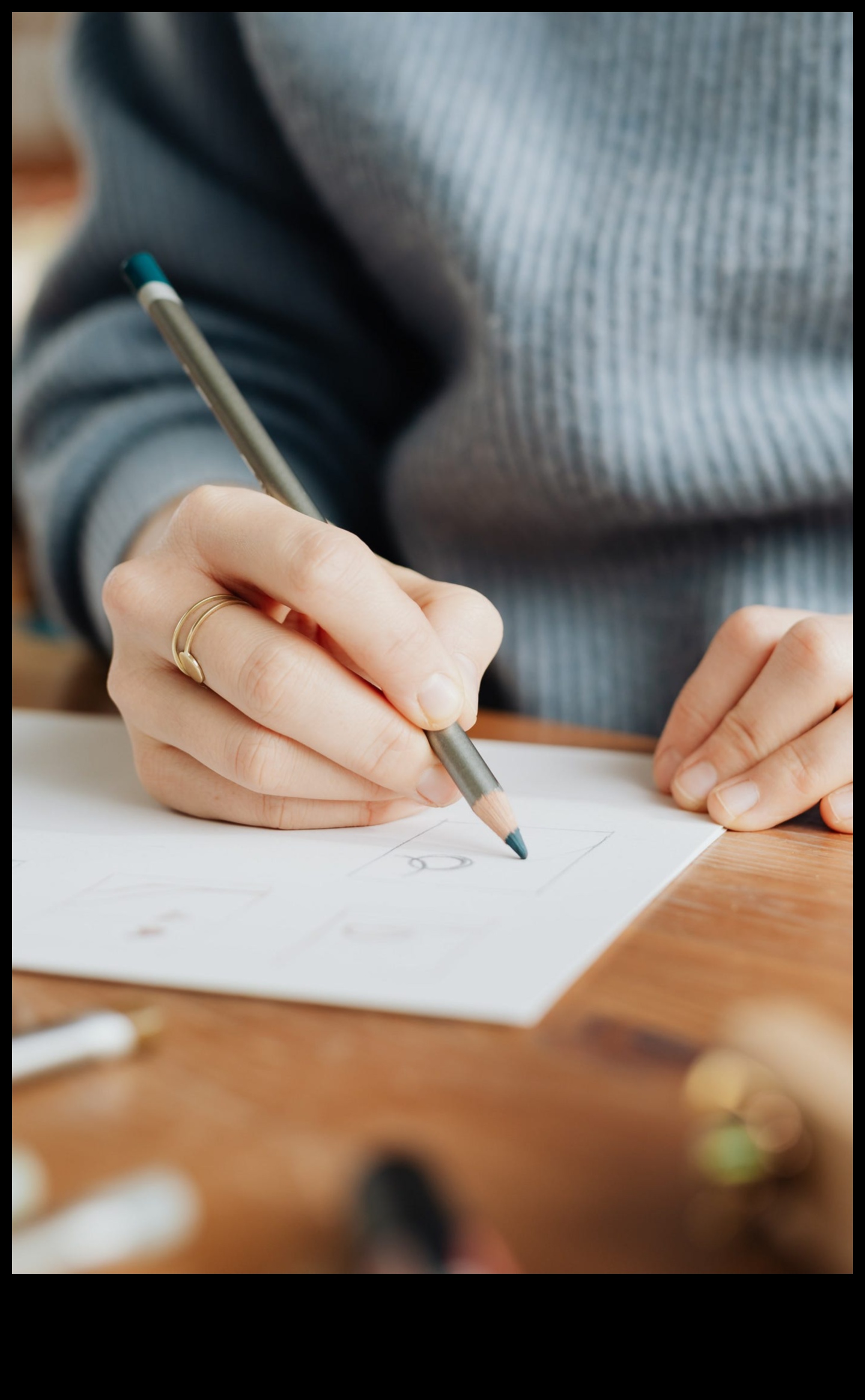 الرسم بدقة: تقنيات التفاصيل الدقيقة في فن الحبر