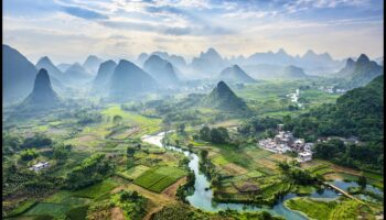 الصفاء البصري: مجموعة مهدئة من المناظر الطبيعية الجميلة في كل إطار