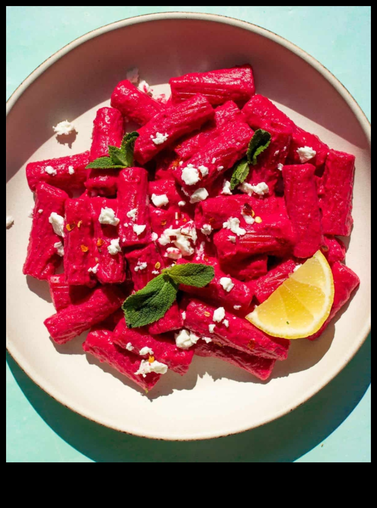 نعيم الصباح: تعزيز يومك مع لقطات الزنجبيل المنعشة