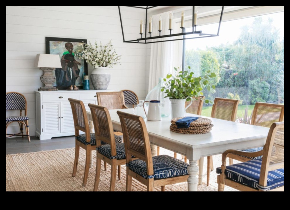 ما هي بعض النصائح الفعالة لتزيين منطقة تناول الطعام الخارجية بأجواء ساحلية؟