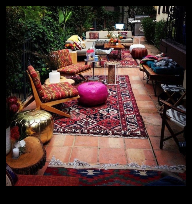 ما هي بعض أفكار الوسائد المغربية لمنطقة جلوس خارجية مستوحاة من بوهو؟